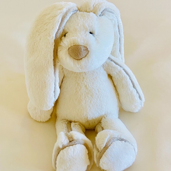 JELLYCAT Piper Bunny - Retired - Picture 1 of 1